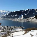 Zell Am Lejlighedshotel