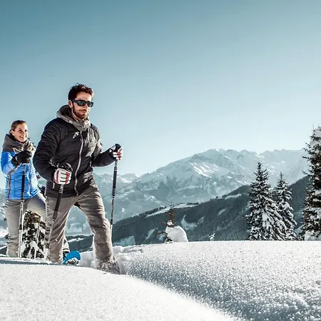 Zell Am 4*