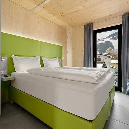 Apartahotel Zell Am 4*