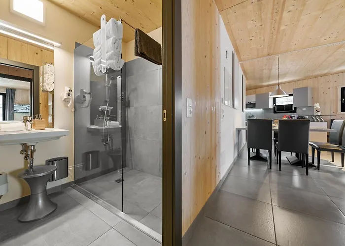 Zell Am Apartahotel 4*