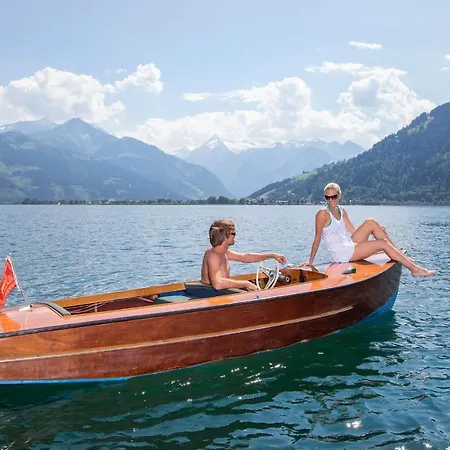Ξενοδοχείο με διαμερίσματα Zell Am