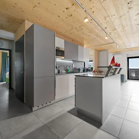 Zell Am アパートホテル ツェル アム ゼー